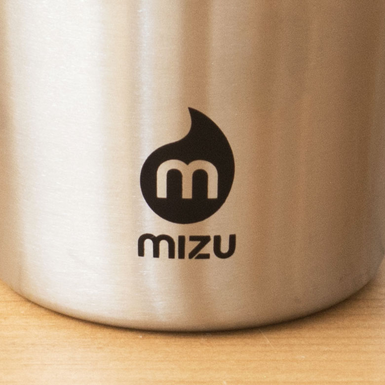 「mizu」はアクションスポーツウォーターボトルブランドです。
