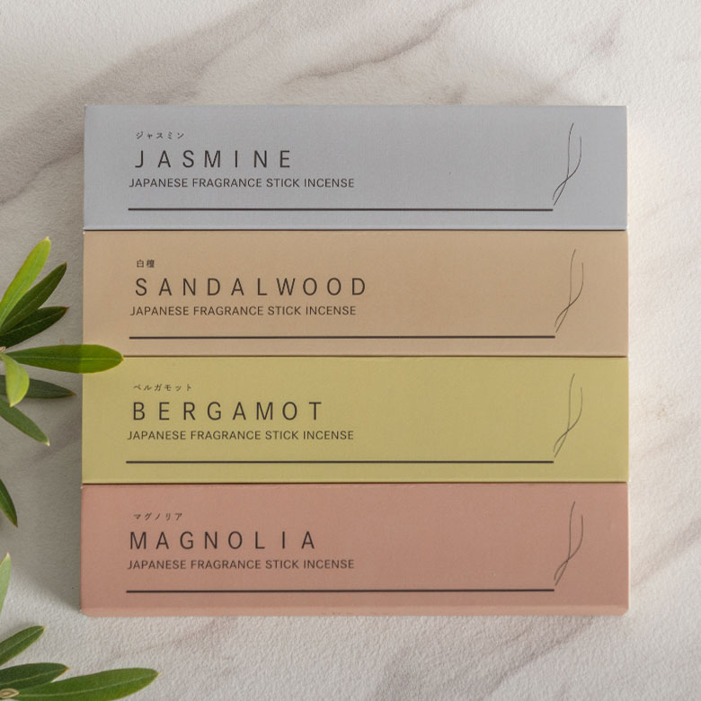 天然白檀をベースに調香したスティックインセンス