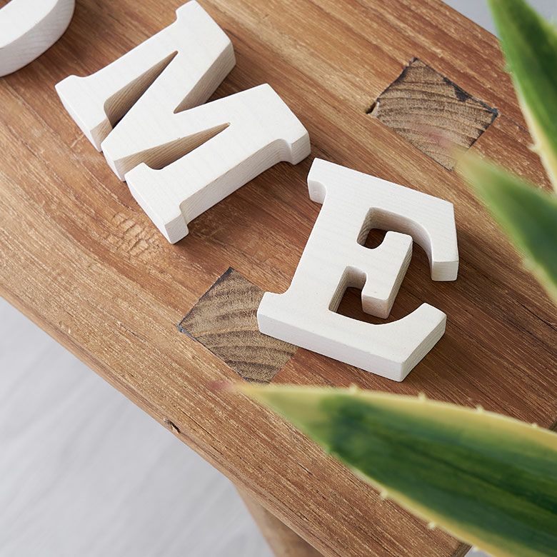 木彫りのアルファベット文字オブジェ 数字 0 1 2 3 4 5 6 7 8 9