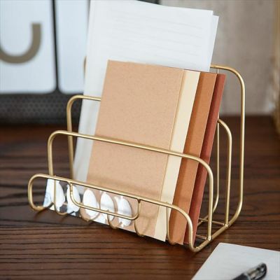 レターラック 卓上 仕切り付き ワイヤー ゴールド 幅19cm [66589]【 レターホルダー レタースタンド おしゃれ アンティーク調 ファイルスタンド 可愛い 本立て メニュー 小さめ 新聞 手紙入れ 請求書 手紙 ハガキ パ