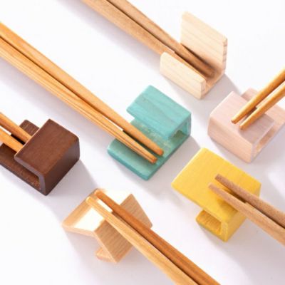 【メール便対応】箸セット 箸 箸置き 木製 ２膳 22.5cm [90197]【 おはし ２色組 天然木 日本製 ナチュラル シンプル レスト付き 男女兼用 ユニセックス プレゼント ギフト セット 贈り物】
