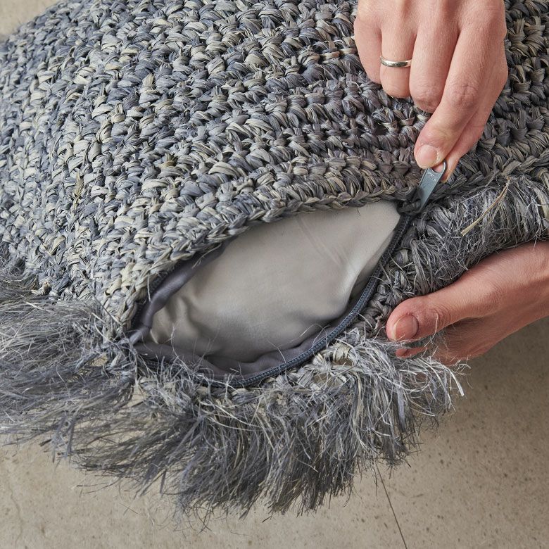 ラフィア 藤 椰子 ココナッツ ボタン ナチュラル サマー クッション