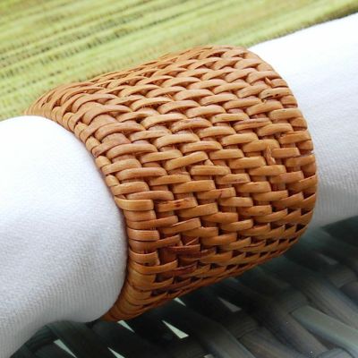 アタで編まれた丸い ナプキンリング[2524]【バリ島のナプキンホルダー キッチン雑貨 レストラン店舗用品 テーブルウェア おしゃれ なぷきん 収納 バリ 雑貨】