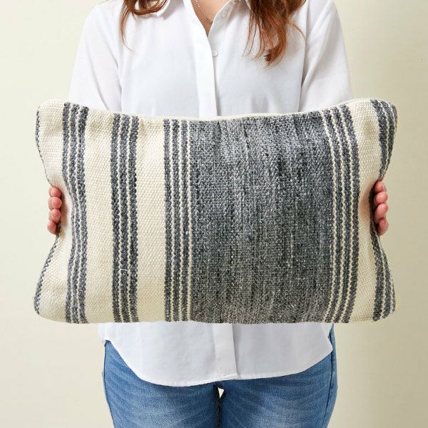 184) ハンドメイド クッションカバー ⭐︎ロンドンシーン