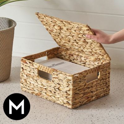 かご バスケット 蓋付き Mサイズ 収納バスケット フタ付き 約 W 33 cm D 26 cm H 17 cm カゴ 収納かご 収納ボックス  持ち手 ハンドル 付き  荷物 おもちゃ 衣類 入れ ケース ウォーターヒヤシンス ナチュラル おし