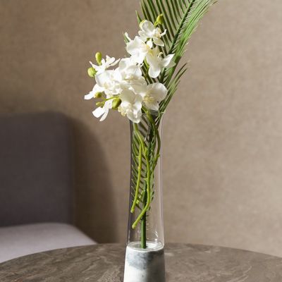 水やり不要のリアルな造花　ホワイトファレノプシスのアーティフィシャルフラワー[94848]